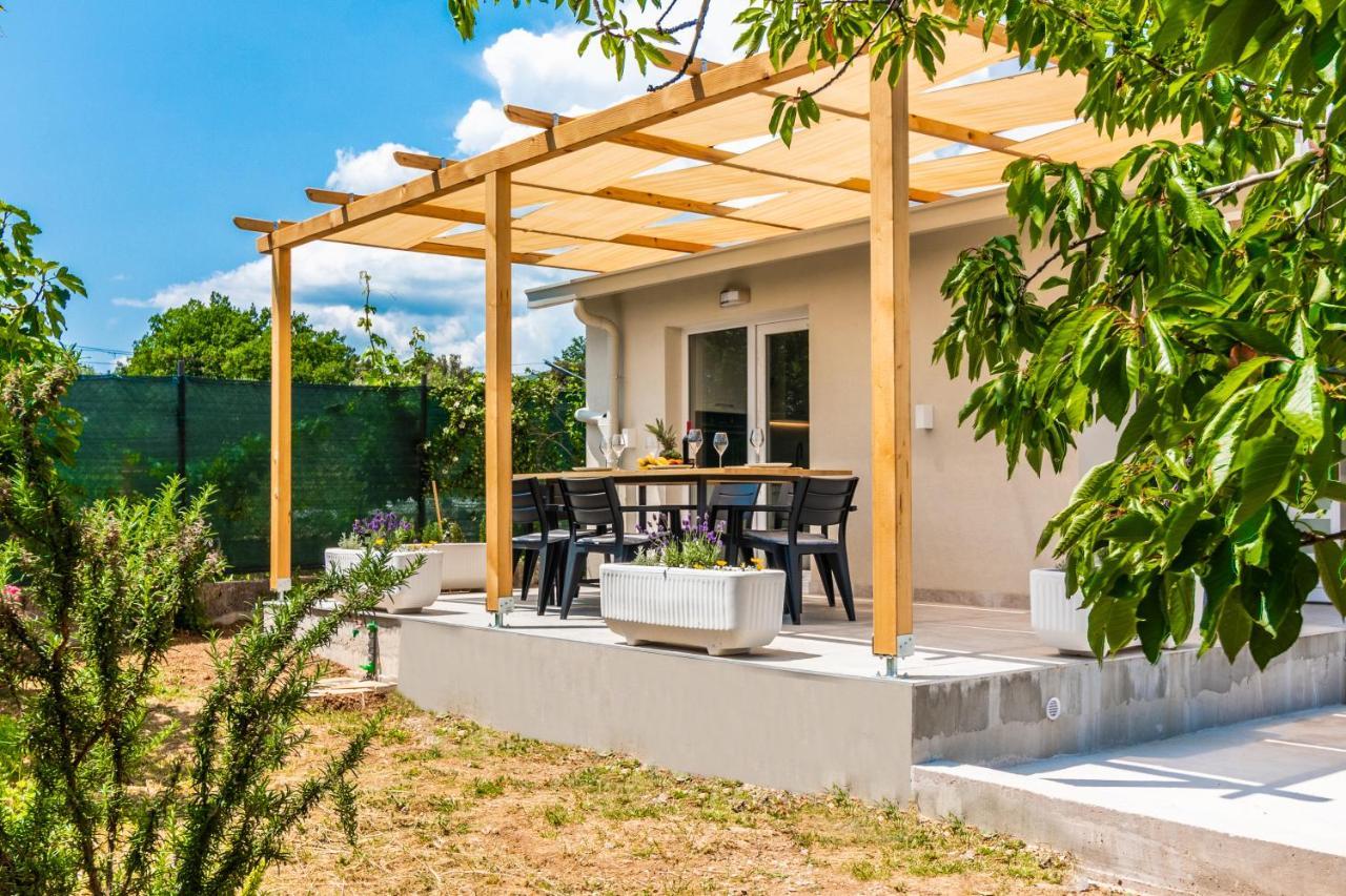 House Kristina With Jacuzzi Pool Only For * Kaštel Novi